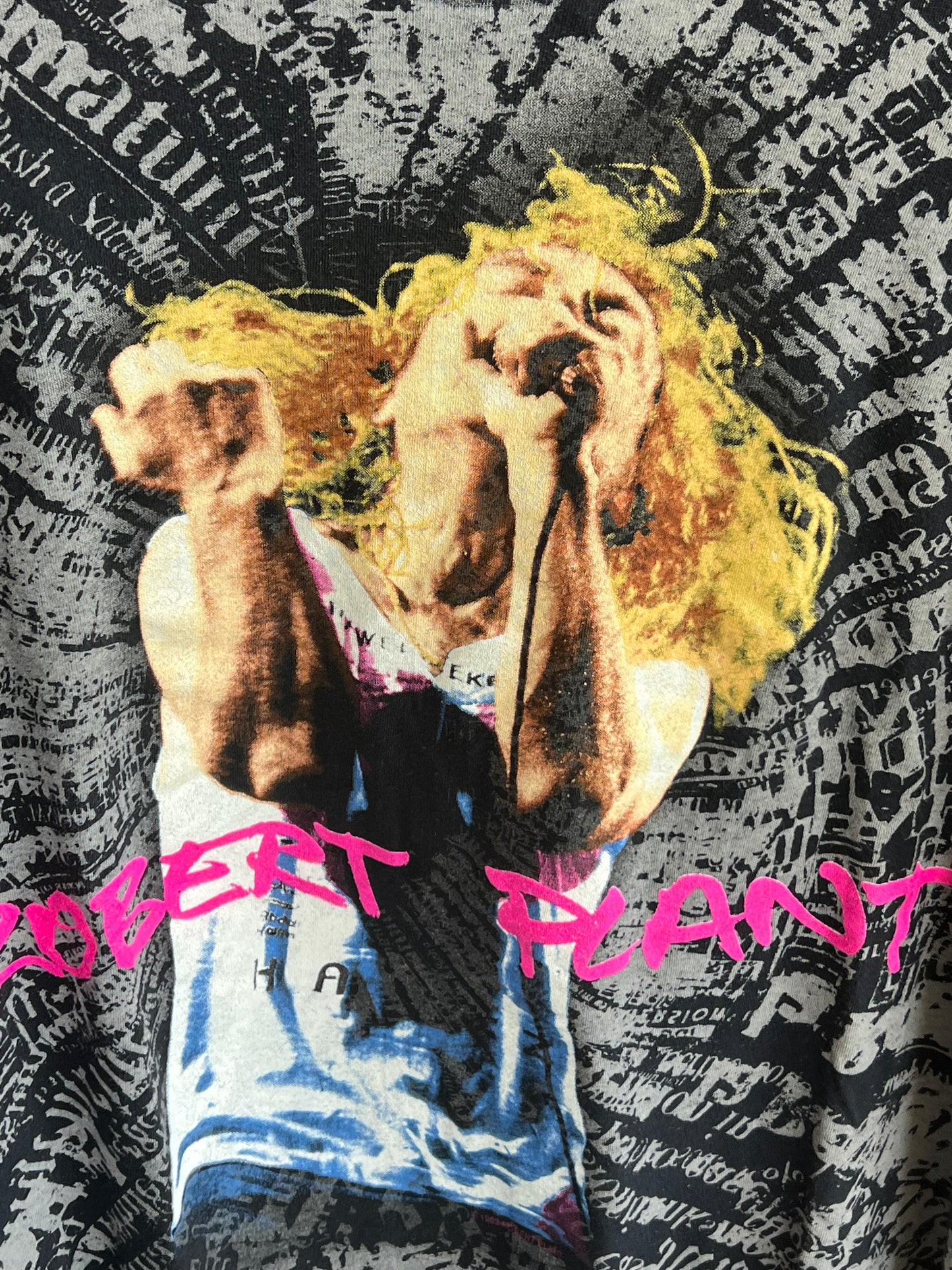 Vintage 90s Robert Plant AOP Concert Shirt LED Zeppelin Band Tee
