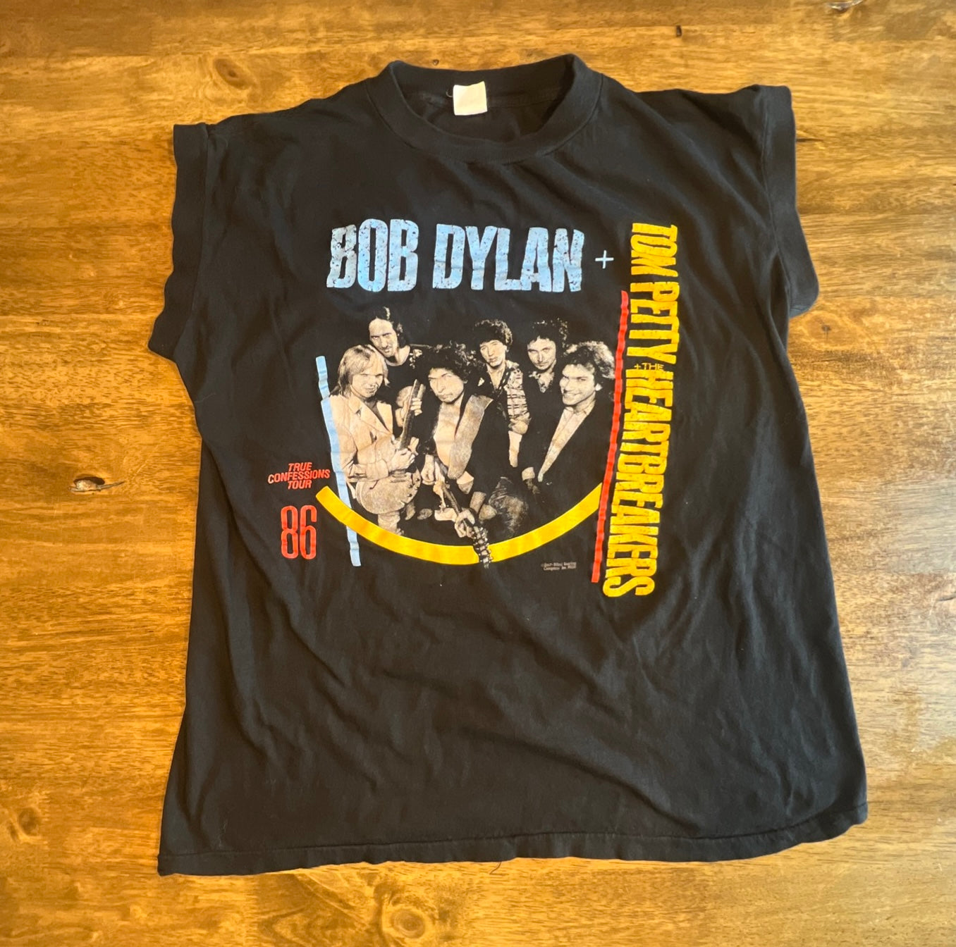 Rare 1986 Tom Petty & Bob Dylan True Confessions Tour Official Concert Shirt