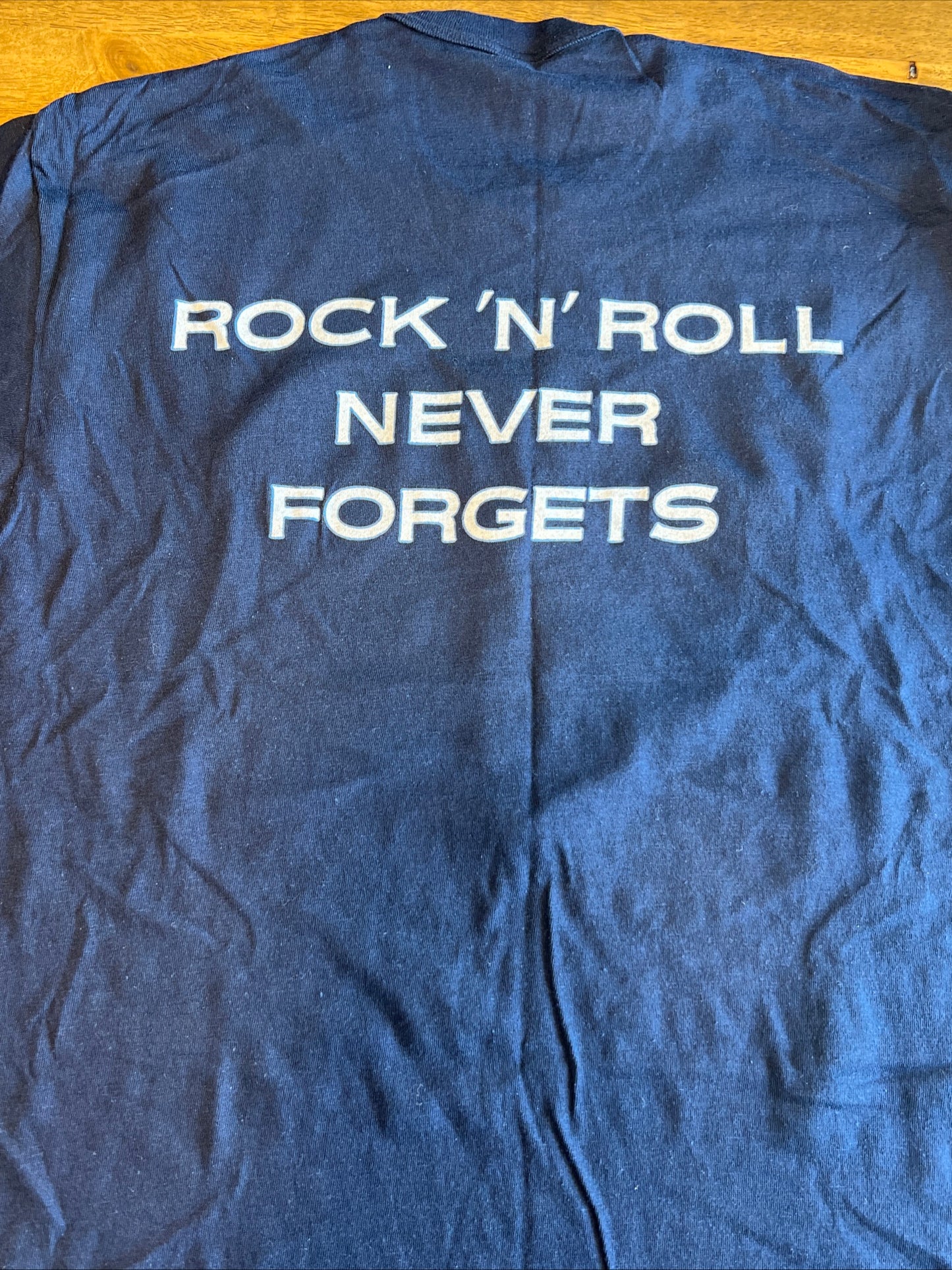 Vtg 1986 Bob Seger T-Shirt Silver Bullet Band Logo Rock N Roll Never Forgets Tee