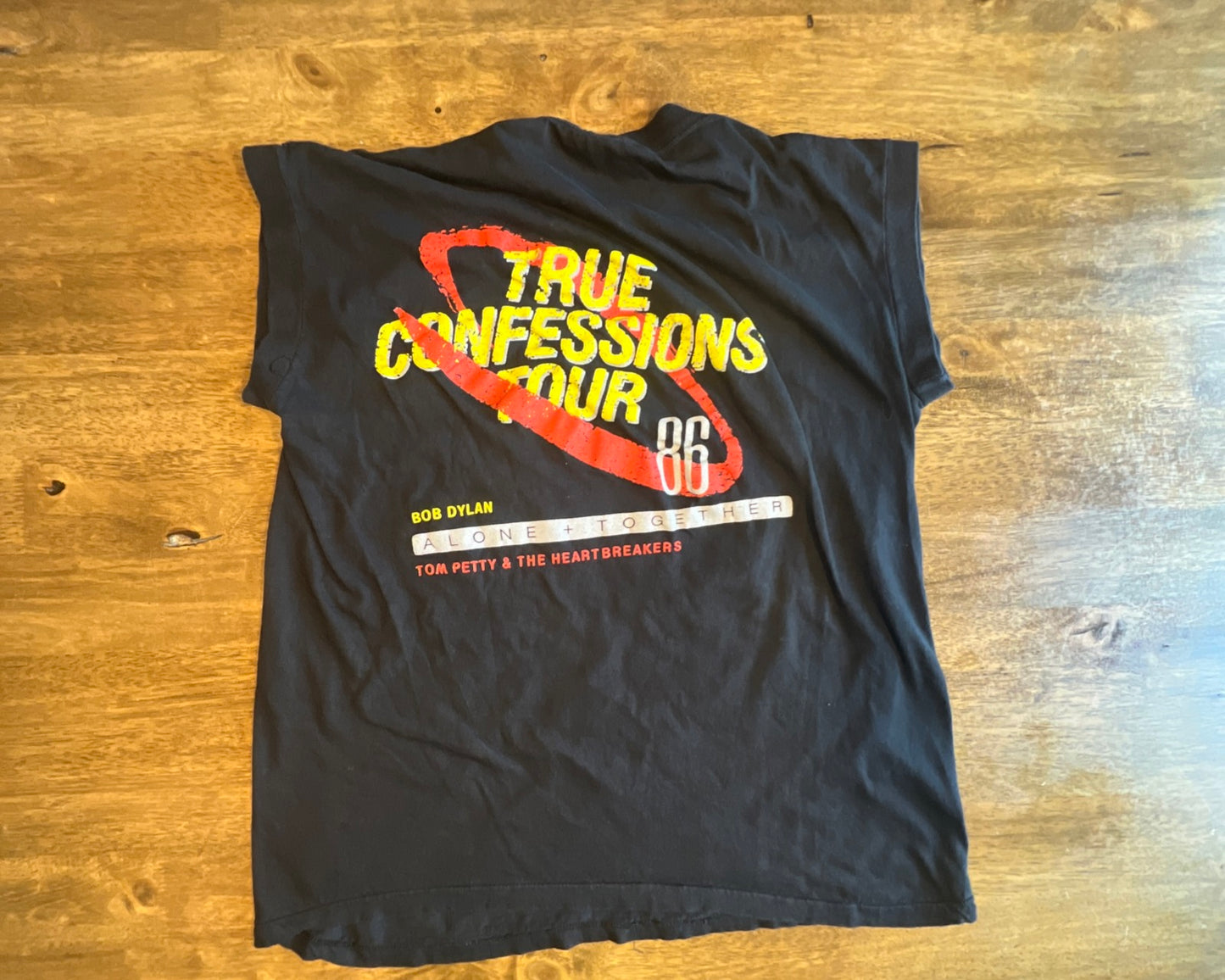 Rare 1986 Tom Petty & Bob Dylan True Confessions Tour Official Concert Shirt