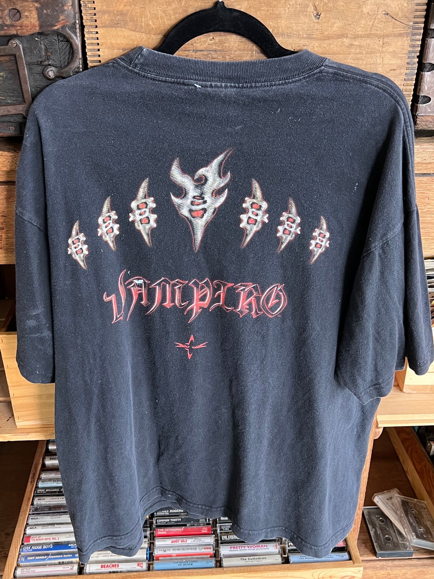 Vintage Vampiro WCW Wrestling T Shirt Thrashed Tee 90s