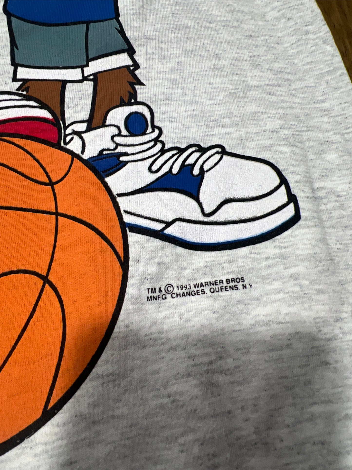 VTG 1993 Looney Tunes Bugs Bunny Taz Coyote Basketball Shirt Sz XL AOP